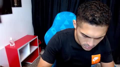 D E R E K online show from 12.21.25