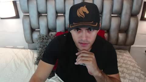 D E R E K online show from 04.16.26