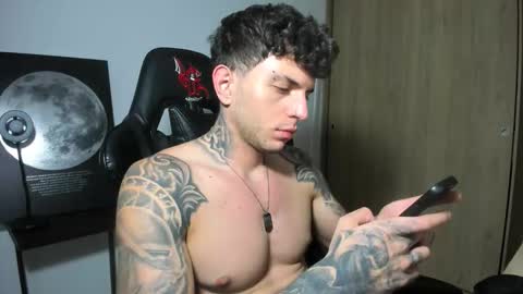 derekmuller11 online show from 03.28.26