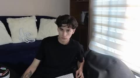 Derek online show from 11.14.25