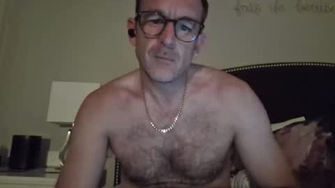 Snapshot of desertranger chatting on 11.15.25 desertranger online show from 11.15.25