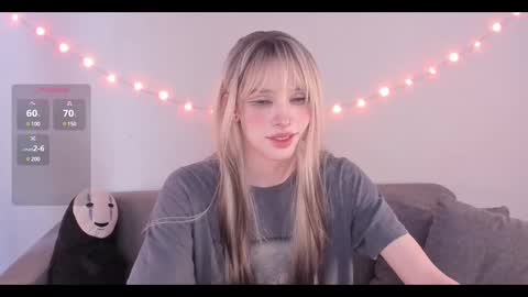 Snapshot of deserve_dessert chatting on 01.31.25 Domi online show from 01.31.25