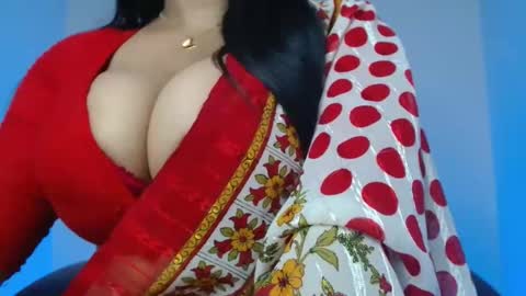 Snapshot of desi_girl_jebin chatting on 12.16.25 Jebin online show from 12.16.25