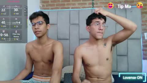 Snapshot of desire4duo chatting on 01.18.26 desire4duo online show from 01.18.26