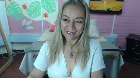 VALERIA online show from 01.14.25