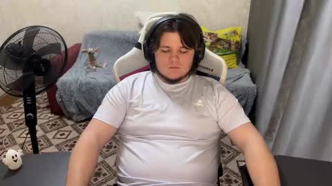 desiredude9 online show from 10.14.25