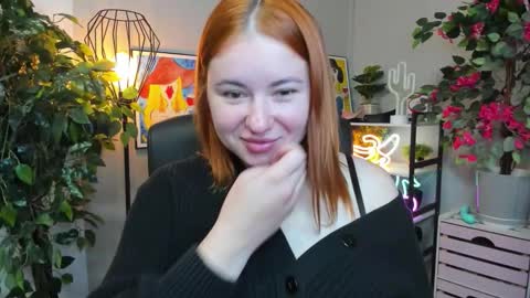 Snapshot of desirelayla chatting on 09.24.25 LAYLA online show from 09.24.25