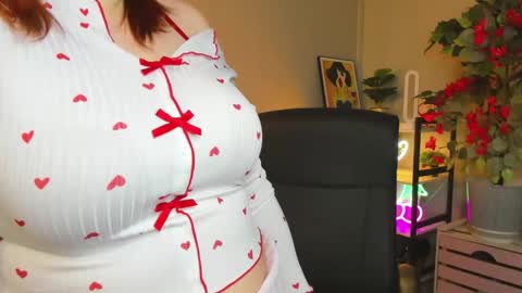 Snapshot of desirelayla chatting on 01.16.26 LAYLA online show from 01.16.26