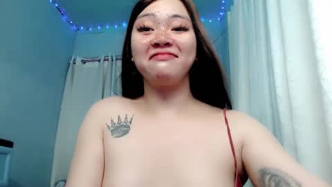 Snapshot of destinyroxie chatting on 12.25.24 ROXIE  online show from 12.25.24