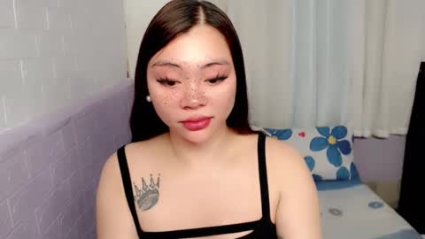 Snapshot of destinyroxie chatting on 01.21.25 ROXIE  online show from 01.21.25