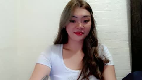 Snapshot of destinyroxie chatting on 10.19.25 ROXIE  online show from 10.19.25