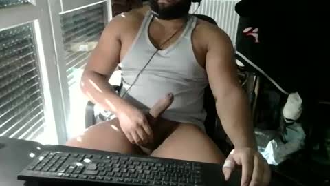 Snapshot of destroyerbbc54 chatting on 11.20.25 Destroyerbbc54 online show from 11.20.25