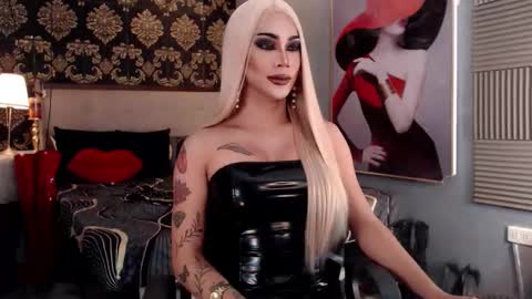 Snapshot of destroyermistressxxx chatting on 02.22.26 destroyermistressxxx online show from 02.22.26