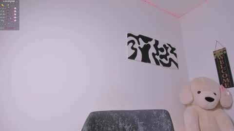 desty_y online show from 12.15.25