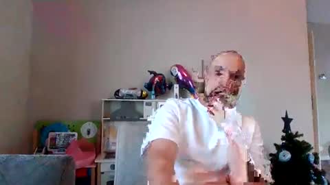 Snapshot of devanom94 chatting on 12.17.25 devanom94 online show from 12.17.25