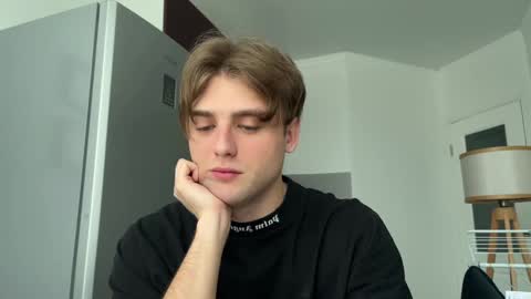 Snapshot of devilnut1 chatting on 12.21.24 devilnut1 online show from 12.21.24