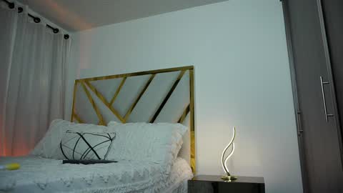 Devin Hunter online show from 02.01.25