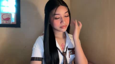 Devine Greyson online show from 11.13.25