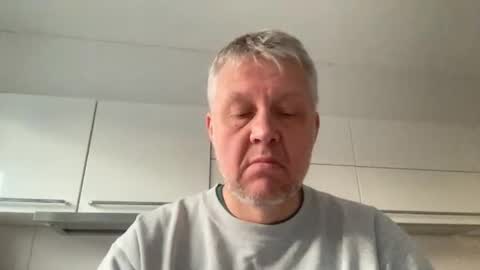 Snapshot of devon_nite chatting on 11.10.25 Devon online show from 11.10.25