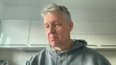 Snapshot of devon_nite chatting on 11.21.25 Devon online show from 11.21.25