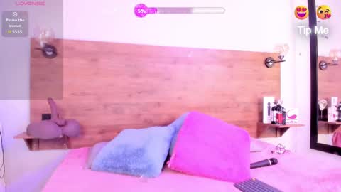 Snapshot of devoraevanss1 chatting on 11.22.25 Mrs Devora online show from 11.22.25