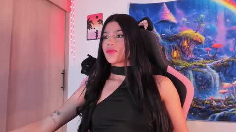 Snapshot of devours_fire chatting on 01.10.26 Sara 3 online show from 01.10.26