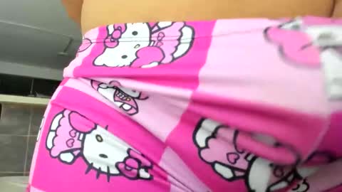 thumb up me please its important online show from 09.23.25