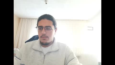 Snapshot of dexterzl45 chatting on 10.20.25 dexterzl45 online show from 10.20.25