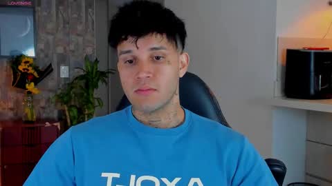 Snapshot of deymon_scott chatting on 02.15.26 JULIAN online show from 02.15.26