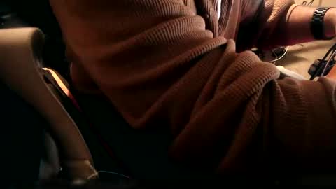 Snapshot of dfwgonewrong chatting on 01.06.25 dfwgonewrong online show from 01.06.25