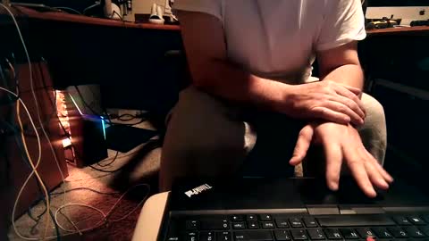 Snapshot of dfwgonewrong chatting on 01.26.25 dfwgonewrong online show from 01.26.25