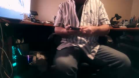 Snapshot of dfwgonewrong chatting on 02.05.25 dfwgonewrong online show from 02.05.25