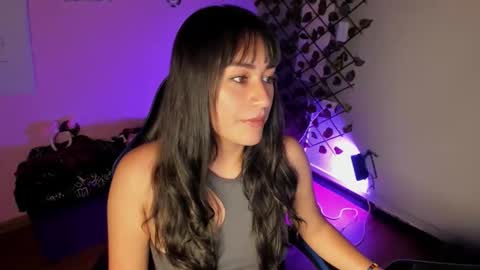 Snapshot of dhaniela_naugthy chatting on 11.10.25 dhaniela naugthy online show from 11.10.25