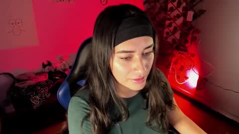 Snapshot of dhaniela_naugthy chatting on 11.20.25 dhaniela naugthy online show from 11.20.25