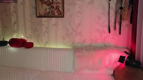 Snapshot of dia__diana chatting on 11.07.25 Diana Di Honey online show from 11.07.25