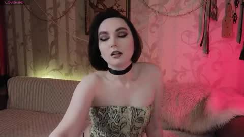 Diana Di Honey online show from 04.27.26