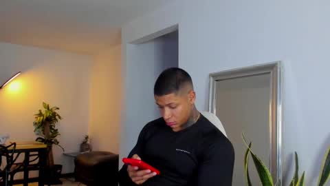 Snapshot of diagostone chatting on 12.22.24 Diego online show from 12.22.24
