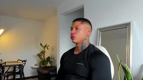 Snapshot of diagostone chatting on 01.11.25 Diego online show from 01.11.25