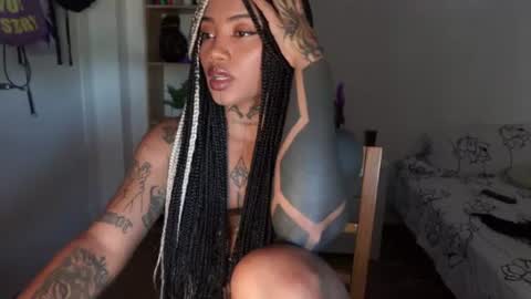 Snapshot of diamon_kataleya chatting on 07.13.26 Melissa My schedule 10pm time Colombia online show from 07.13.26