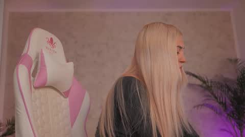 Thea online show from 03.12.26