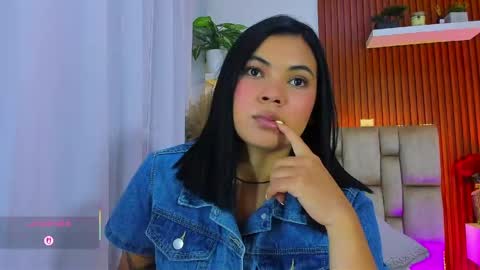 Snapshot of diamond_canela chatting on 05.03.26 diamond_canela online show from 05.03.26