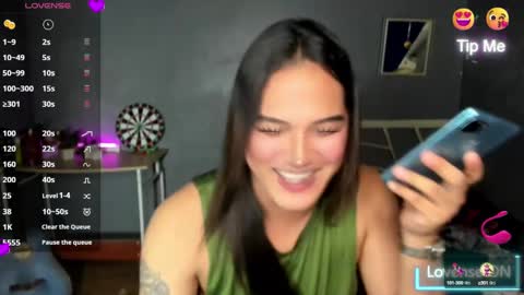 Snapshot of diamond_foxy chatting on 12.10.24 Wency online show from 12.10.24