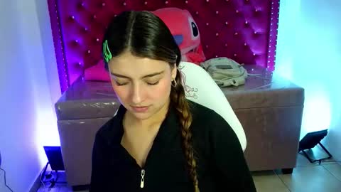 Snapshot of diamond_juliana_ chatting on 04.30.26 diamond_juliana_ online show from 04.30.26