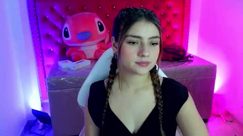 Snapshot of diamond_juliana_ chatting on 05.26.26 diamond_juliana_ online show from 05.26.26
