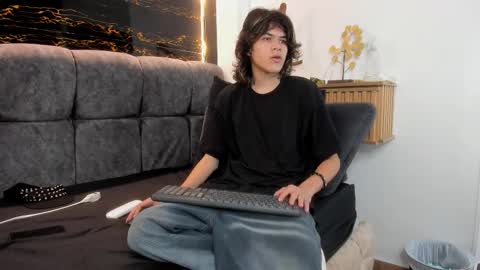 diamond_twink online show from 03.20.26