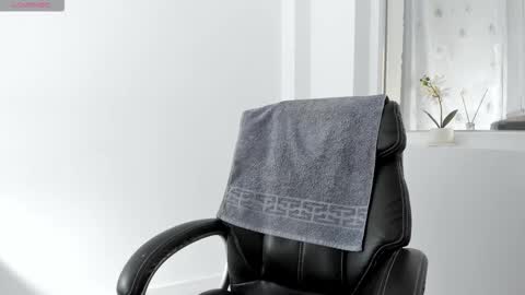 diamondkay_ online show from 10.01.25