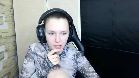 Snapshot of diana_back3 chatting on 11.12.25 diana_back3 online show from 11.12.25