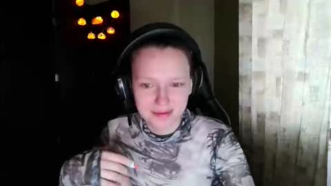 Snapshot of diana_back3 chatting on 12.14.25 diana_back3 online show from 12.14.25