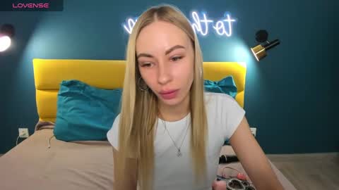 Diana  online show from 01.26.25