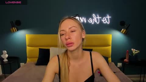 Diana  online show from 10.11.25